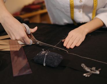 Choosing the Right Fabric for Your Suit